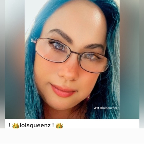 **Host Pick** LIVE & SELLING TOGETHER! - Picture 3 of 10